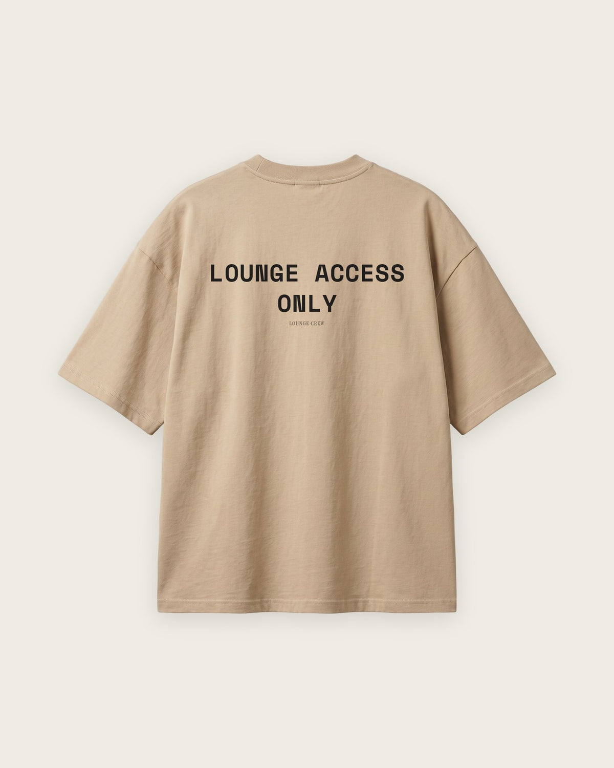 Camiseta Oversized “Lounge Access Only” — Areia