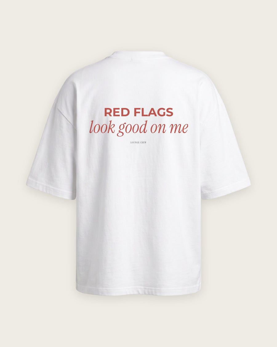Camiseta Oversized “Red Flags Look Good on Me”