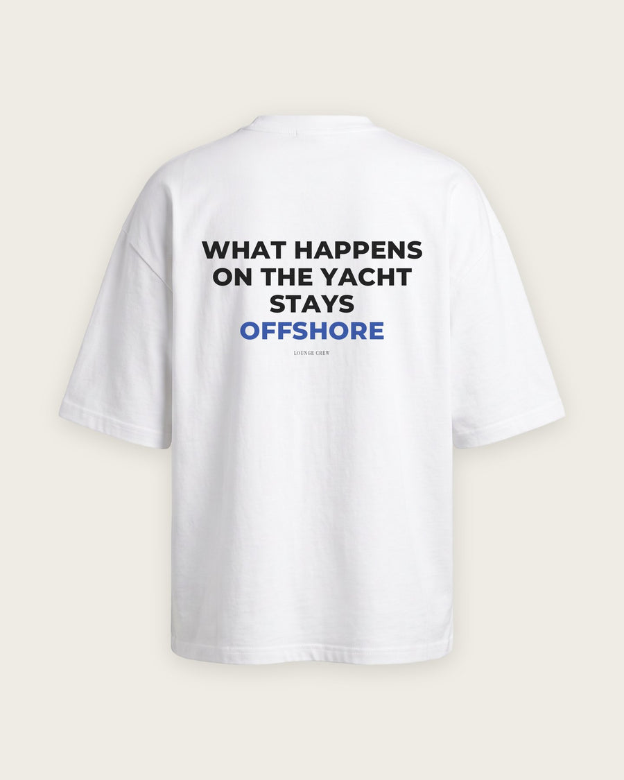 Camiseta Oversized “What Happens on the Yacht”