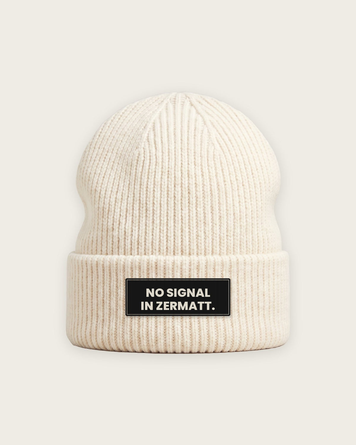 Gorro Canelado “No Signal in Zermatt” — Off-White