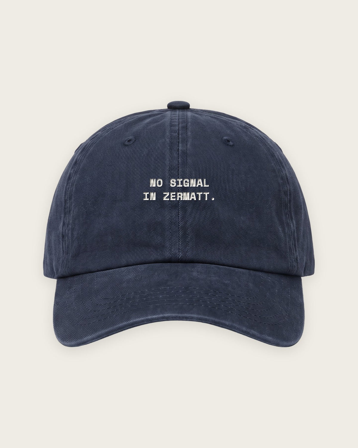 Boné Dad Hat “No Signal in Zermatt” — Marinho